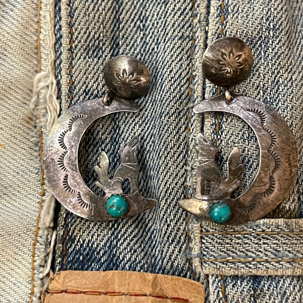 Native American vintage Silver Wolf Crescent Moon Earrings